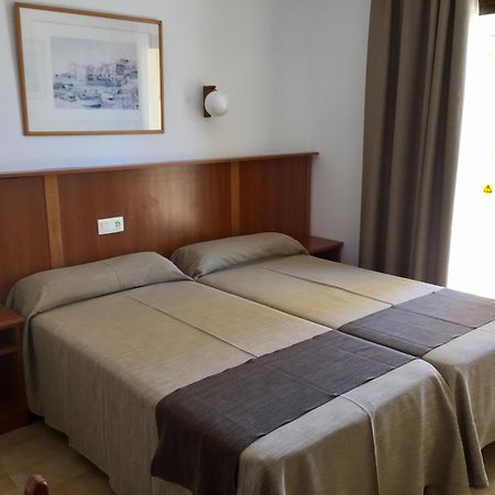 Hotel Stella Maris Blanes Bagian luar foto