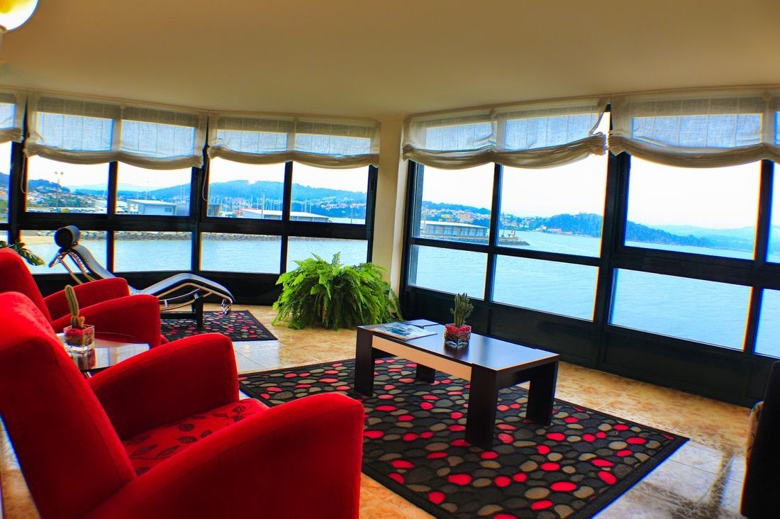 Hotel Stella Maris Blanes Bagian luar foto