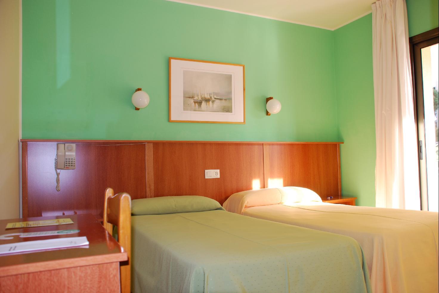 Hotel Stella Maris Blanes Bagian luar foto