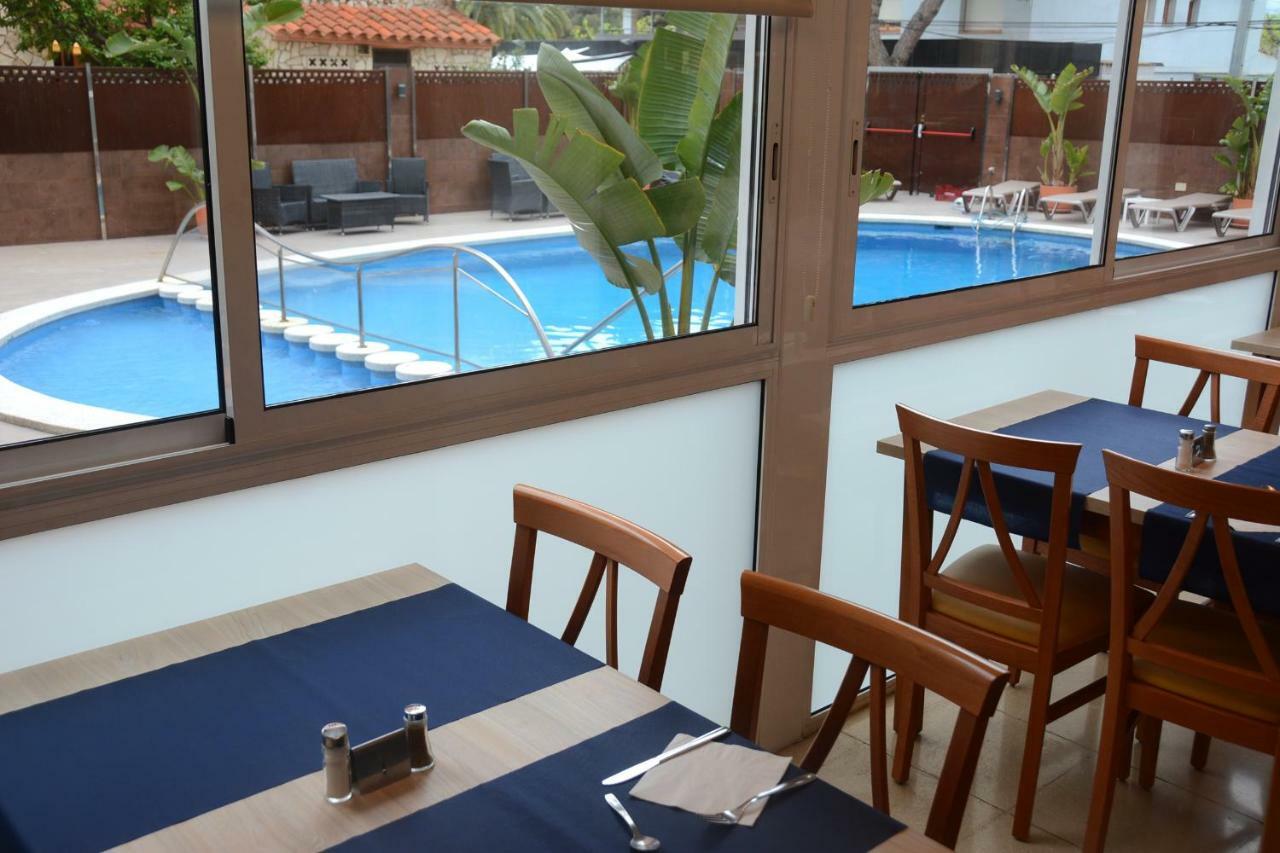 Hotel Stella Maris Blanes Bagian luar foto